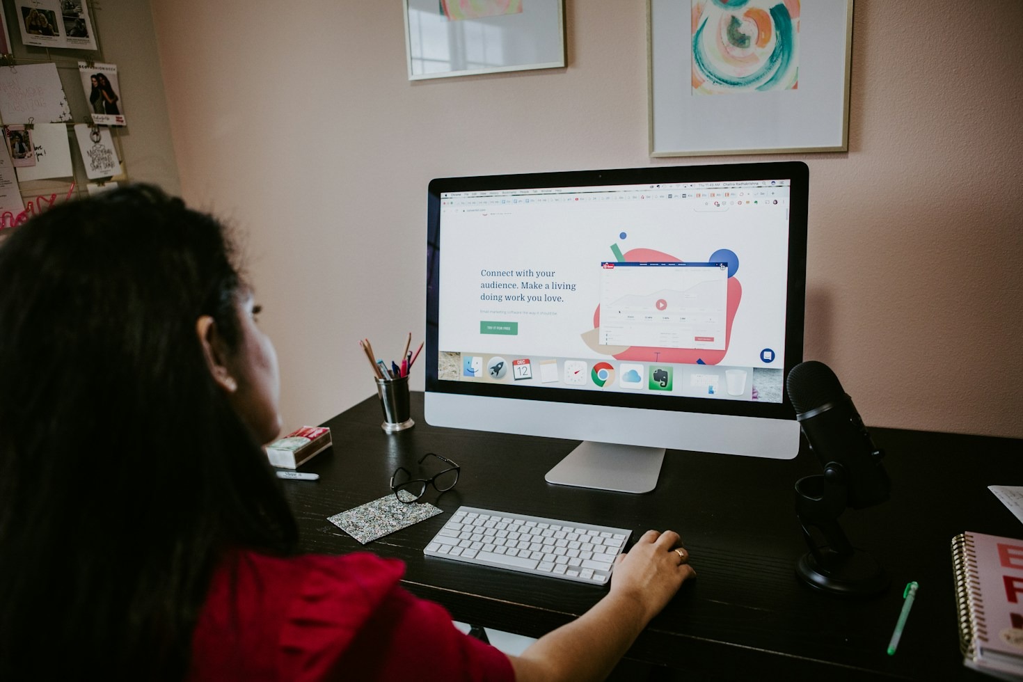 How to Craft an Engaging Personal Bio That Stands Out